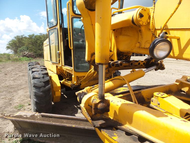 image for item DH9700 John Deere 772A motor grader