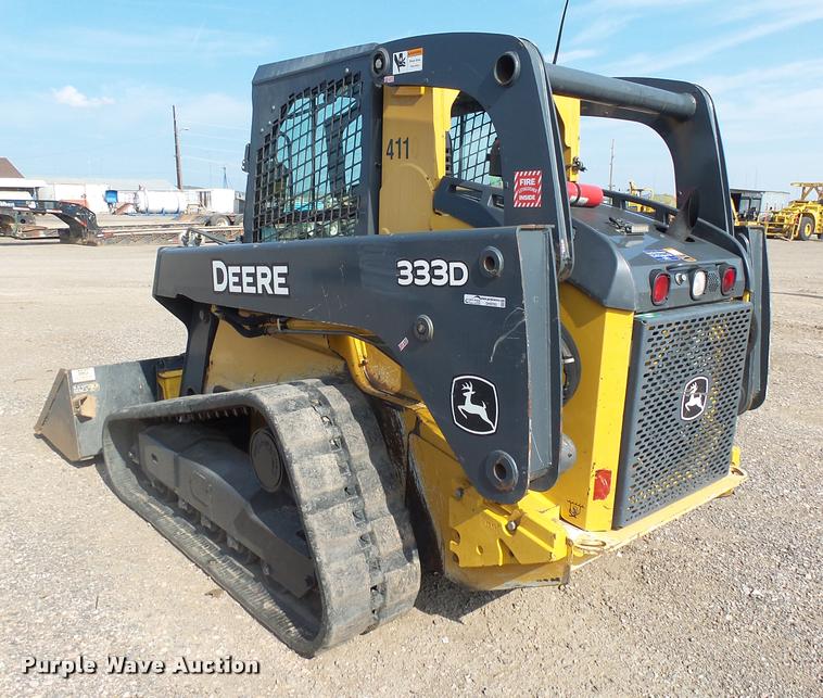 image for item DH9703 2011 John Deere 333D skid steer