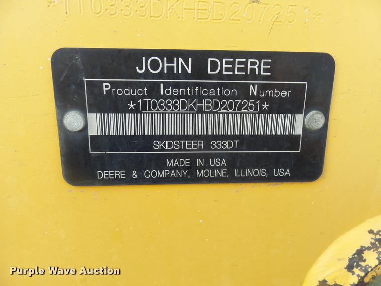 image for item DH9703 2011 John Deere 333D skid steer