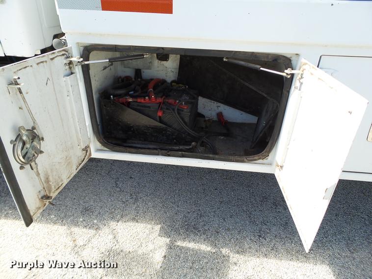 image for item DL9038 2004 Sterling Acterra service truck