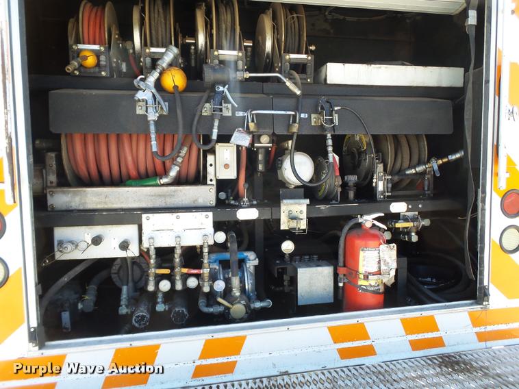 image for item DL9038 2004 Sterling Acterra service truck