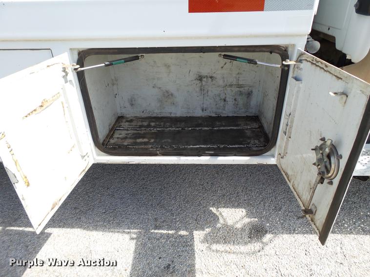 image for item DL9038 2004 Sterling Acterra service truck