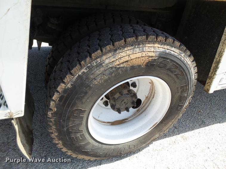 image for item DL9038 2004 Sterling Acterra service truck