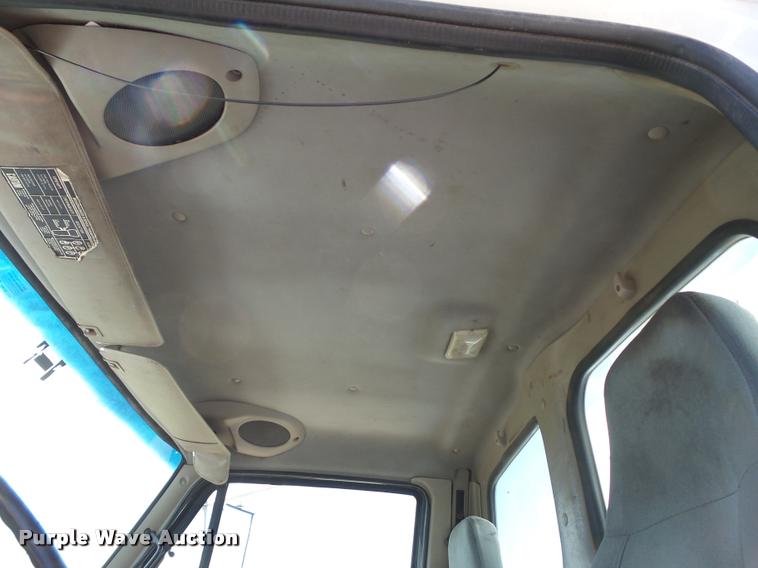 image for item DL9038 2004 Sterling Acterra service truck