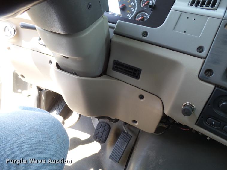 image for item DL9038 2004 Sterling Acterra service truck