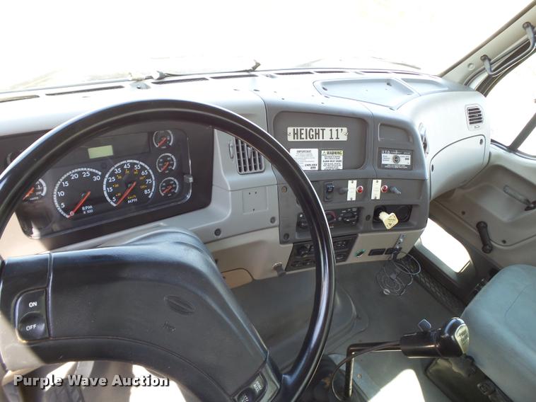 image for item DL9038 2004 Sterling Acterra service truck