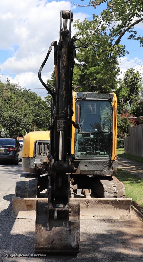 image for item DQ9437 2006 Volvo ECR88 compact excavator