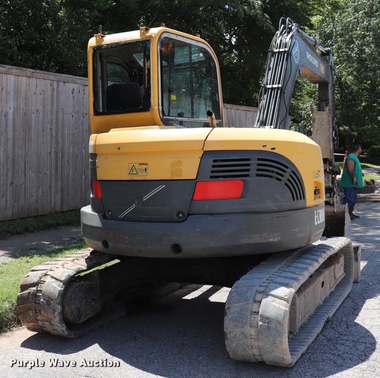 image for item DQ9437 2006 Volvo ECR88 compact excavator