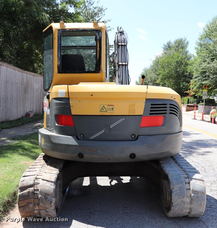image for item DQ9437 2006 Volvo ECR88 compact excavator