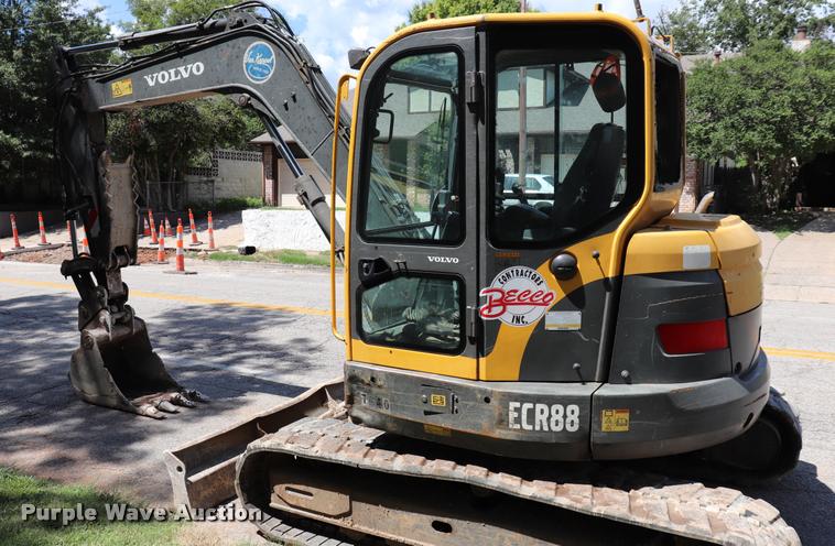 image for item DQ9437 2006 Volvo ECR88 compact excavator