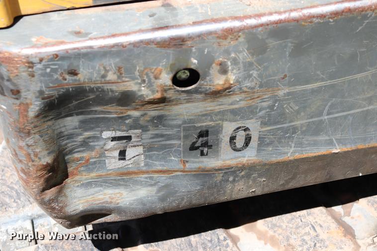 image for item DQ9437 2006 Volvo ECR88 compact excavator