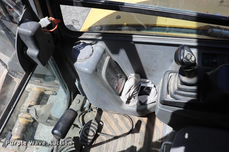 image for item DQ9437 2006 Volvo ECR88 compact excavator