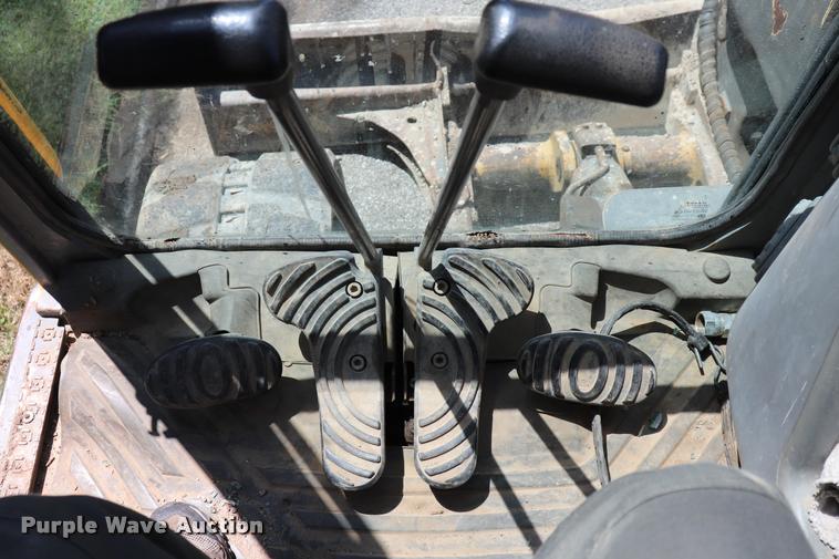 image for item DQ9437 2006 Volvo ECR88 compact excavator