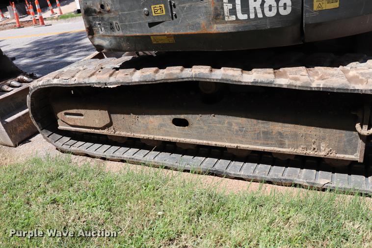 image for item DQ9437 2006 Volvo ECR88 compact excavator