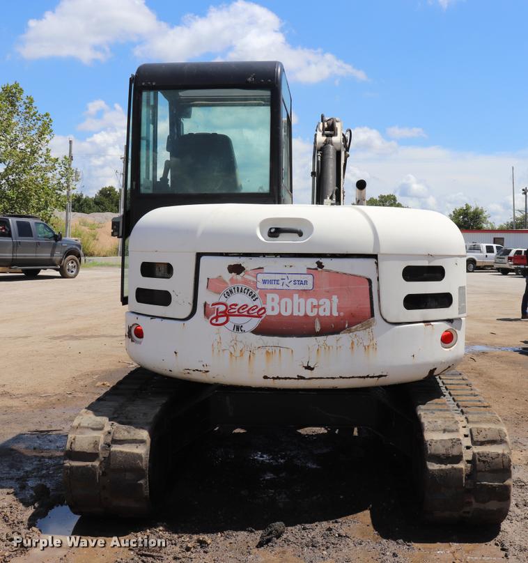 image for item DQ9438 2007 Bobcat 442C compact excavator