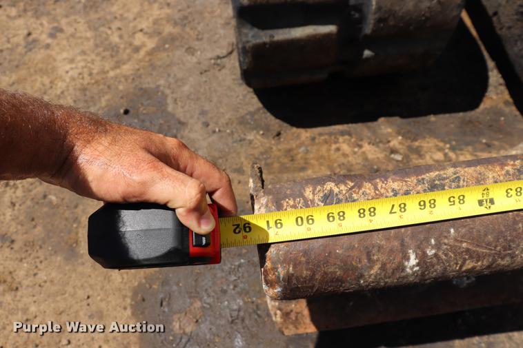 image for item DQ9438 2007 Bobcat 442C compact excavator