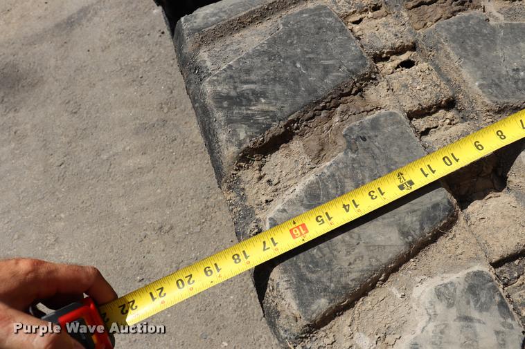 image for item DQ9439 2004 Komatsu PC78MR-6 mini excavator