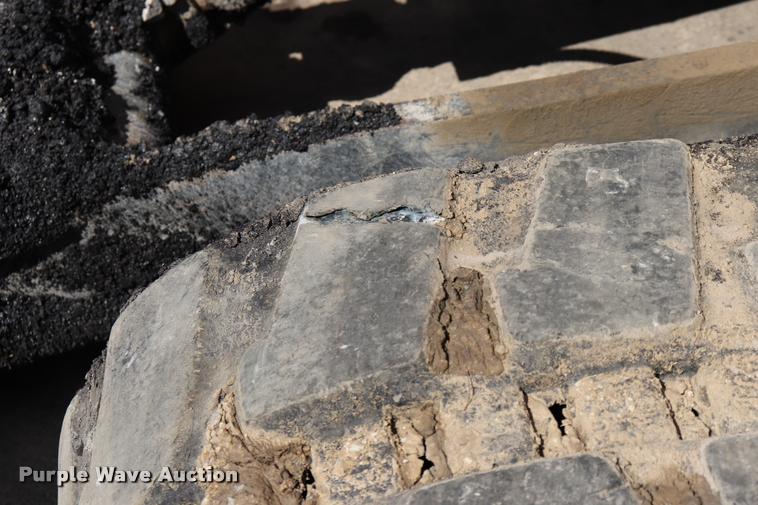 image for item DQ9439 2004 Komatsu PC78MR-6 mini excavator