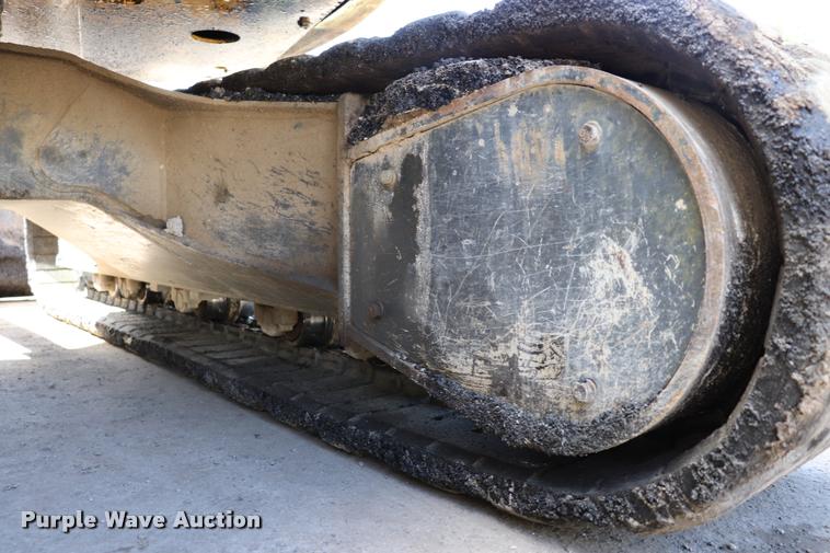 image for item DQ9439 2004 Komatsu PC78MR-6 mini excavator