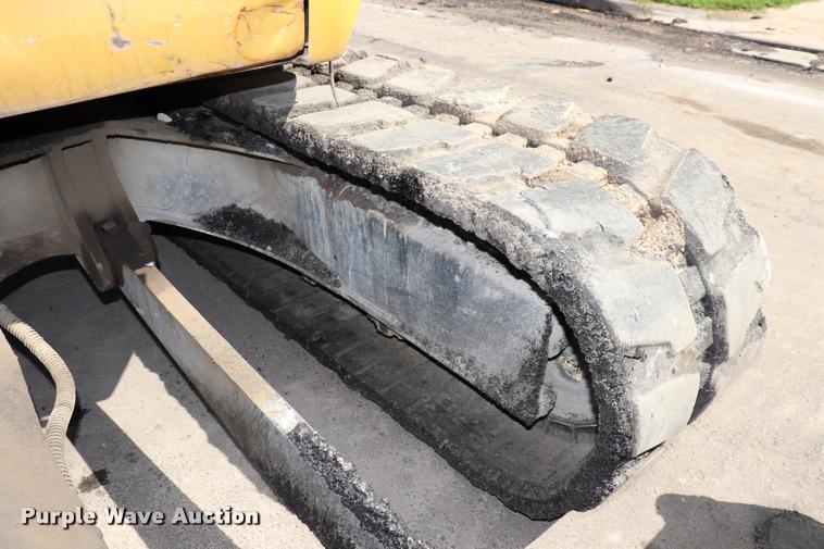 image for item DQ9439 2004 Komatsu PC78MR-6 mini excavator