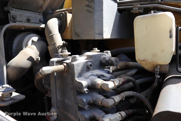 image for item DQ9439 2004 Komatsu PC78MR-6 mini excavator