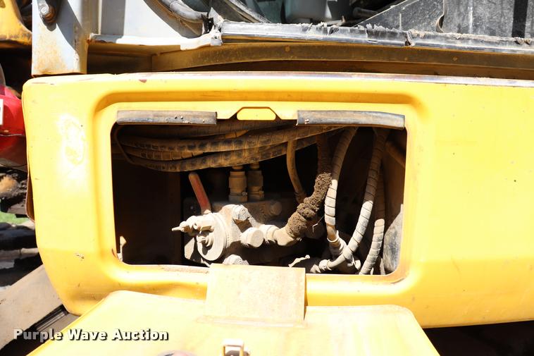 image for item DQ9439 2004 Komatsu PC78MR-6 mini excavator