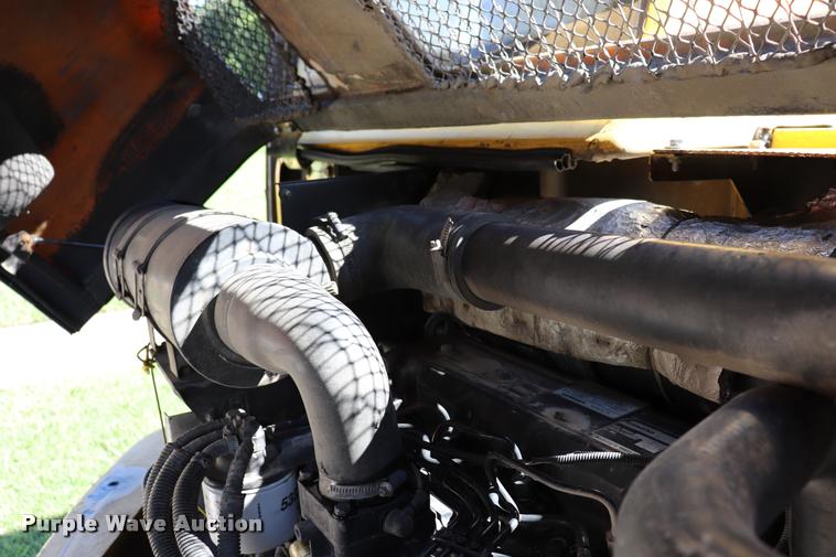 image for item DQ9440 2001 Komatsu PC75 mini excavator