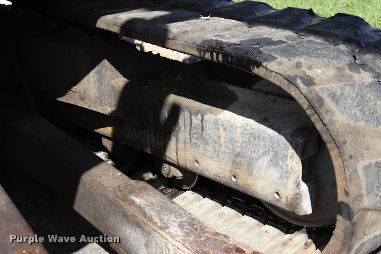 image for item DQ9440 2001 Komatsu PC75 mini excavator