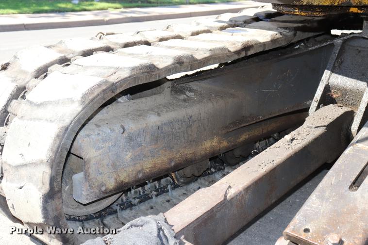 image for item DQ9440 2001 Komatsu PC75 mini excavator