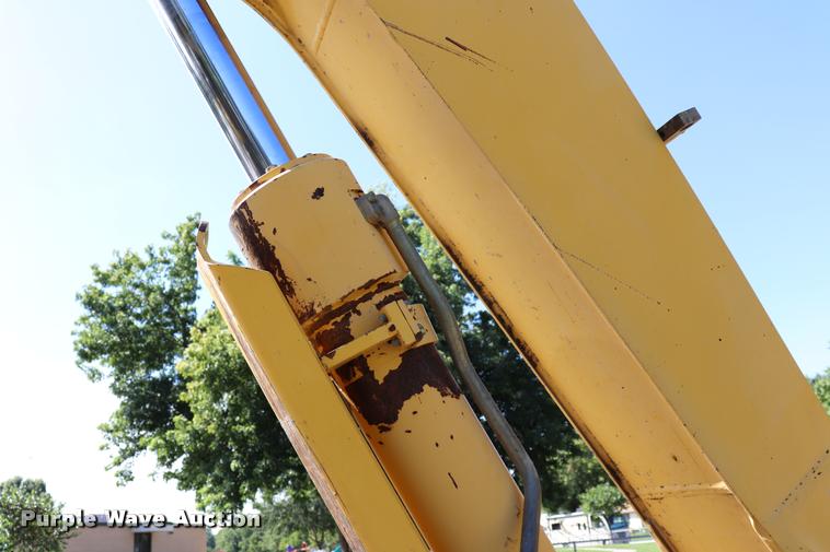 image for item DQ9440 2001 Komatsu PC75 mini excavator