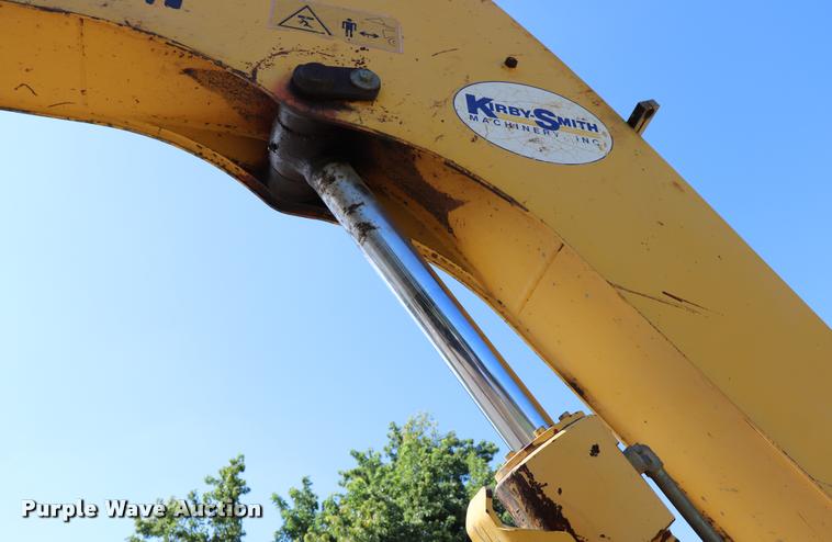 image for item DQ9440 2001 Komatsu PC75 mini excavator