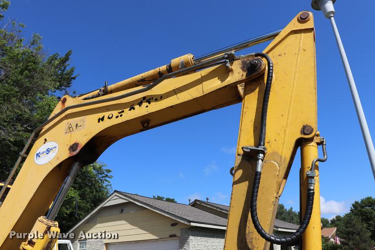 image for item DQ9440 2001 Komatsu PC75 mini excavator