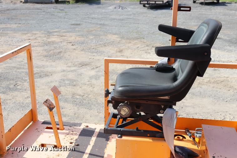 image for item DQ9471 Rosco SPR-H-H chip spreader