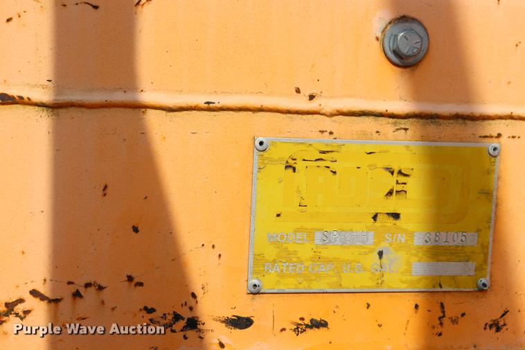 image for item DQ9471 Rosco SPR-H-H chip spreader