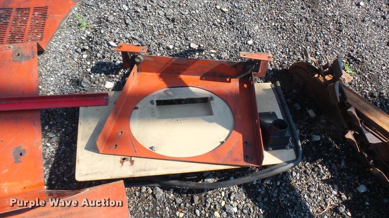 image for item DR9414 Ditch Witch 410SX vibratory plow