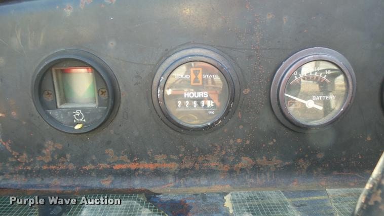 image for item DR9415 1995 Ditch Witch 410SX vibratory plow