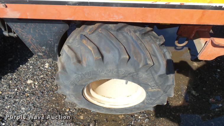 image for item DR9415 1995 Ditch Witch 410SX vibratory plow