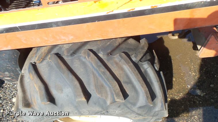 image for item DR9415 1995 Ditch Witch 410SX vibratory plow