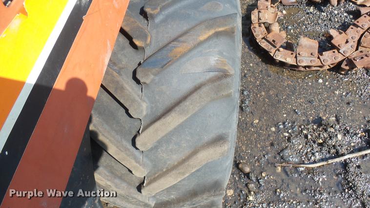 image for item DR9415 1995 Ditch Witch 410SX vibratory plow