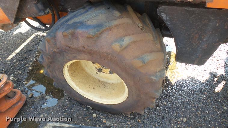 image for item DR9415 1995 Ditch Witch 410SX vibratory plow