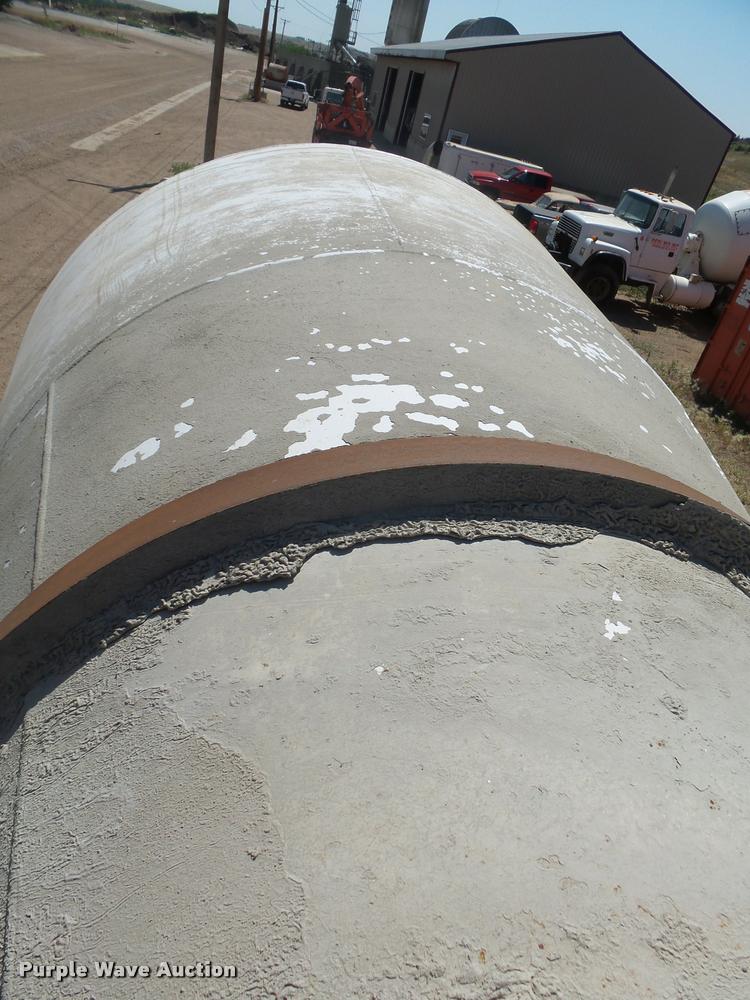 image for item J5441 1995 Ford LT9000 ready mix truck