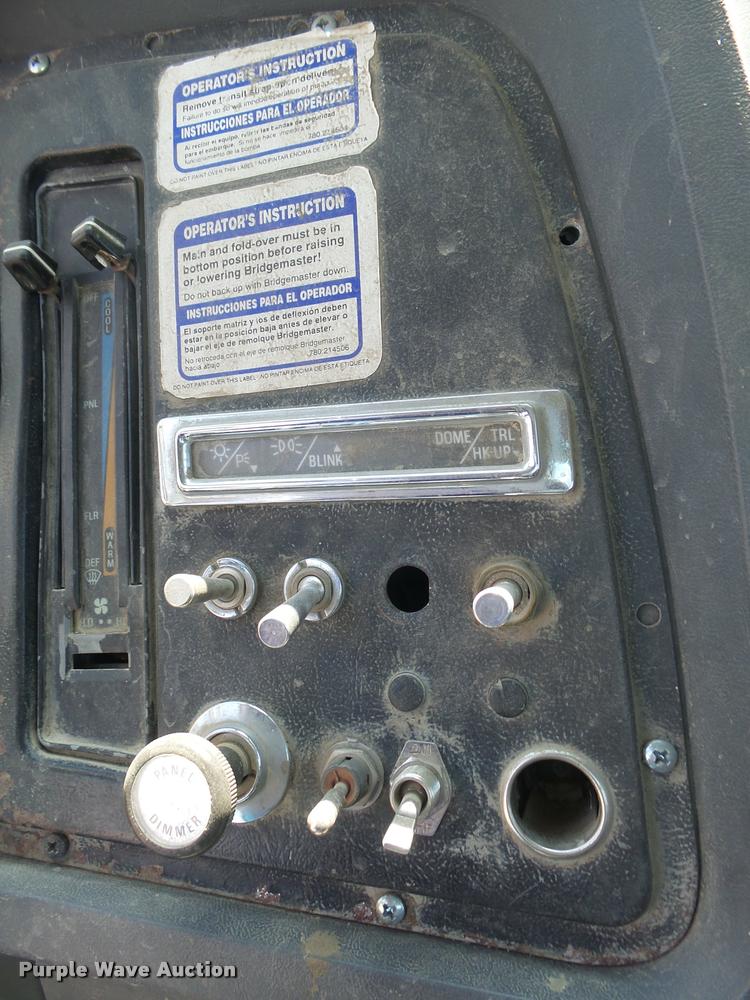 image for item J5441 1995 Ford LT9000 ready mix truck