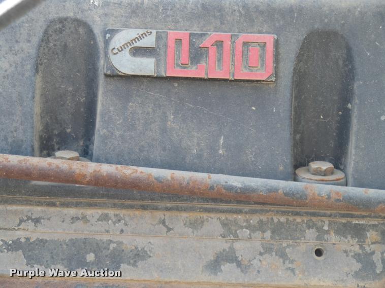 image for item J5441 1995 Ford LT9000 ready mix truck