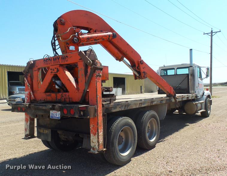 image for item J5442 1989 Freightliner FLC11264T/ST crane truck