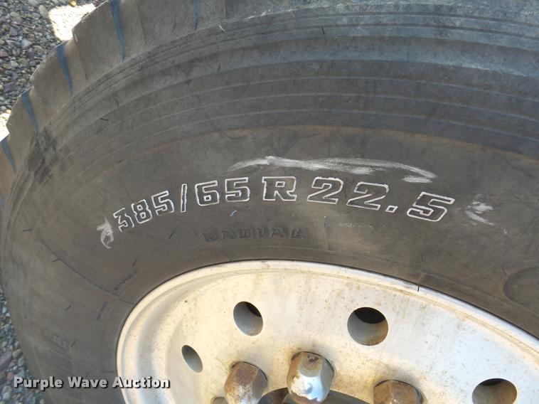 image for item J5442 1989 Freightliner FLC11264T/ST crane truck