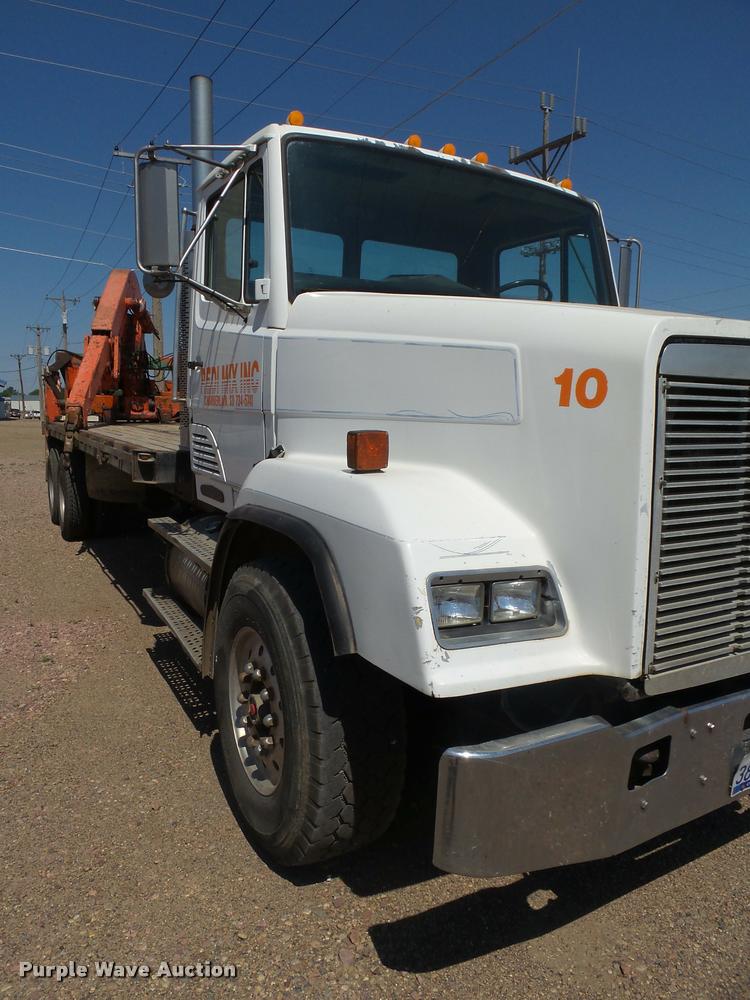 image for item J5442 1989 Freightliner FLC11264T/ST crane truck
