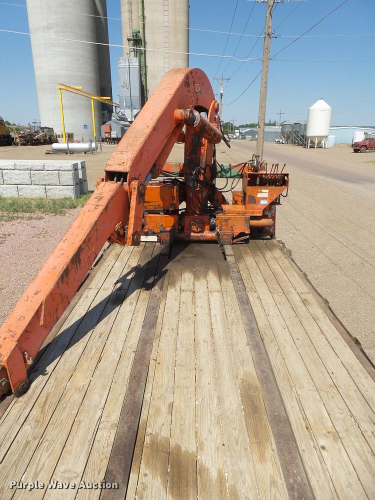 image for item J5442 1989 Freightliner FLC11264T/ST crane truck