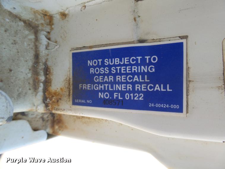 image for item J5442 1989 Freightliner FLC11264T/ST crane truck