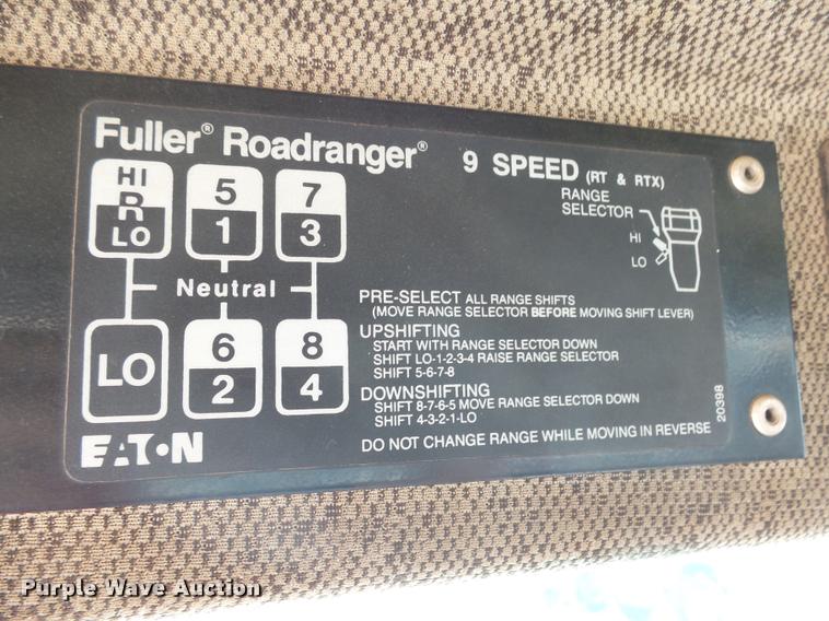 image for item J5442 1989 Freightliner FLC11264T/ST crane truck