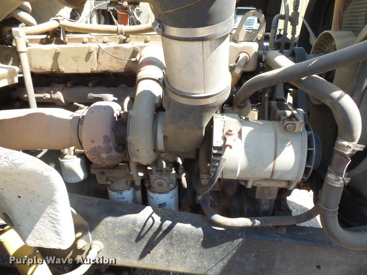 image for item J5442 1989 Freightliner FLC11264T/ST crane truck